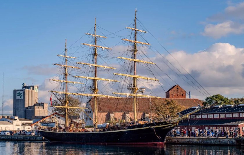 Парусный флот