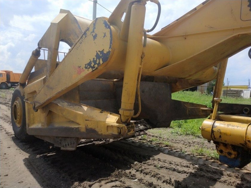 Автоскрепер МОАЗ-6014