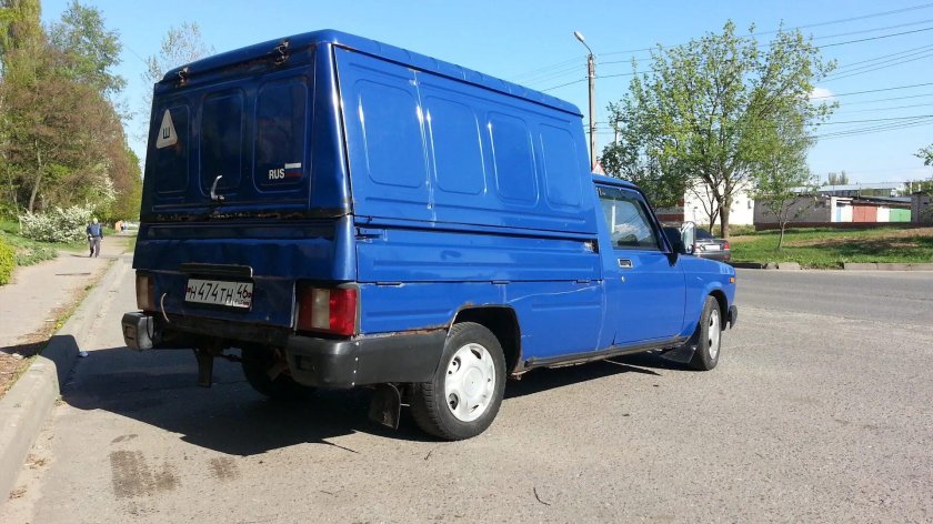 ИЖ фургон 27175