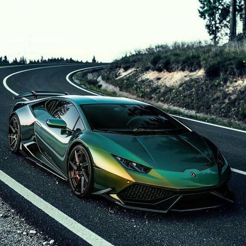 Ламборджини авентадор