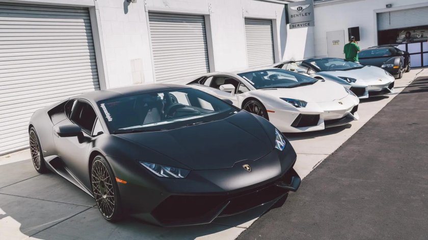 Ламборджини хуракан черный