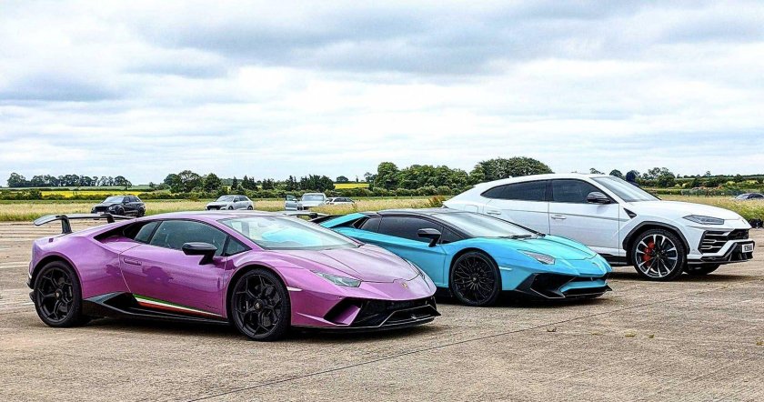 Lamborghini Aventador vs Huracan