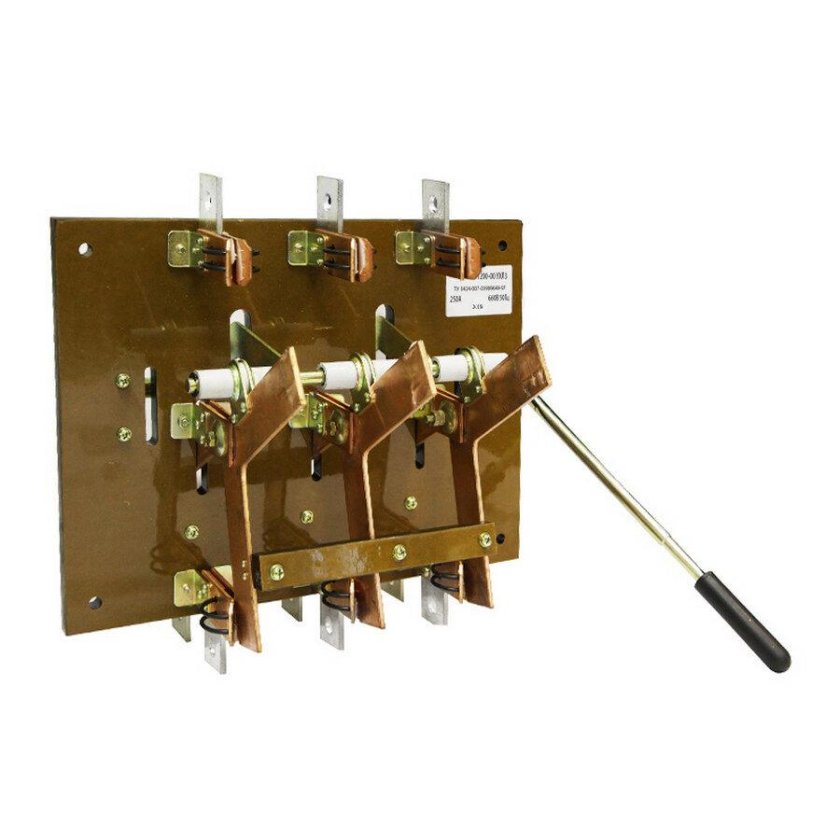 Переключатель-разъединитель ПРБ-01-39в31200-00 ухл3 630а