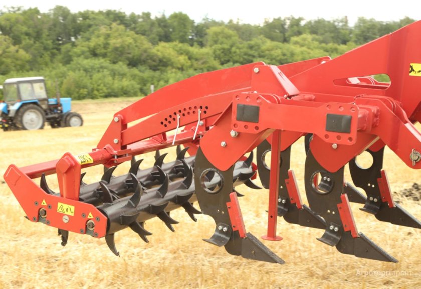 Диско чизельный глубокорыхлитель