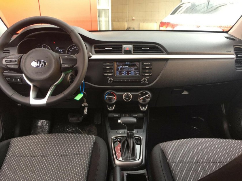 Kia Rio x-line 2020