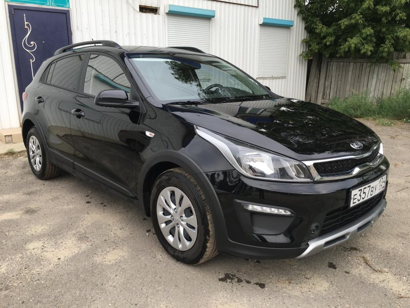 Kia Rio x-line Black