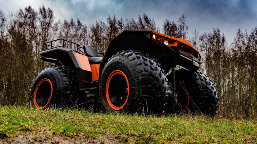 Квадроцикл на больших колесах низкого давления