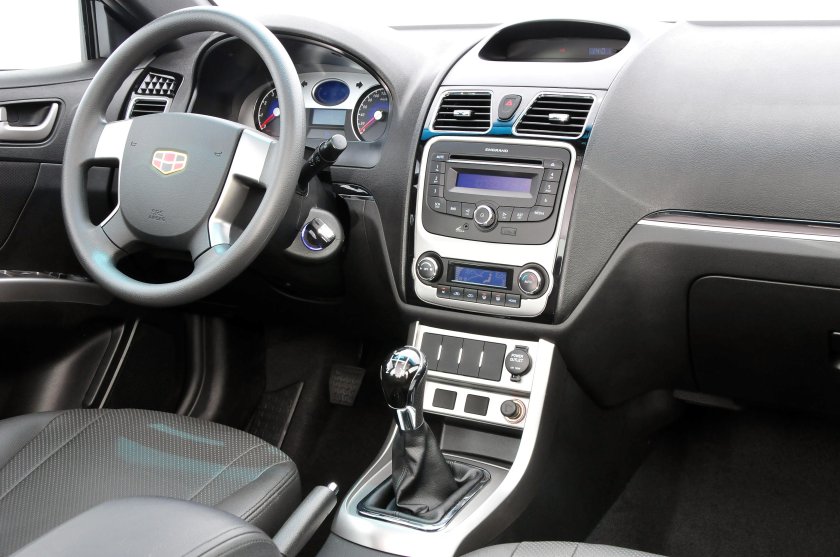 Geely Emgrand ec7 2014 салон