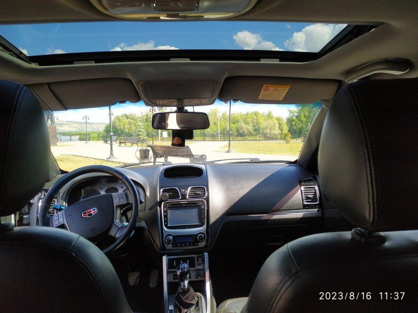 Джили эмгранд ec 7