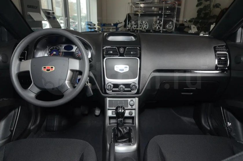 Geely Emgrand ec7 1.8 МТ 2012