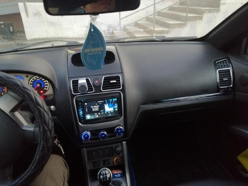 Эмгранд ес7 2013