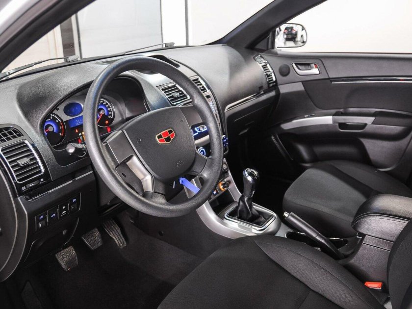 Geely Emgrand ec7 2013