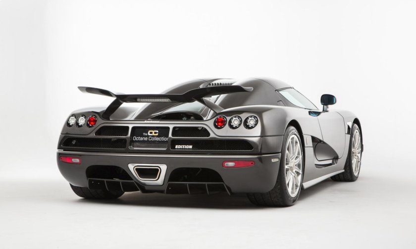 Автомобиль koenigsegg