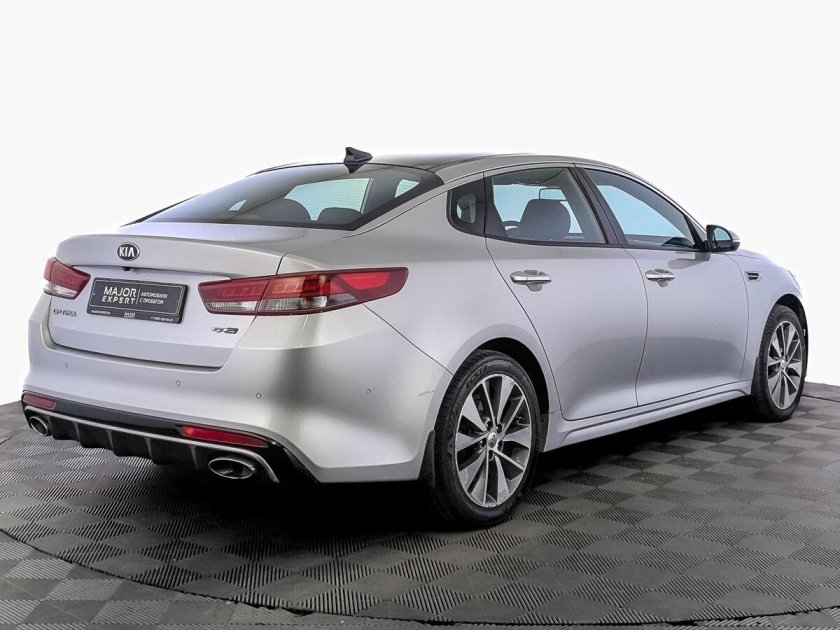 Kia optima iv