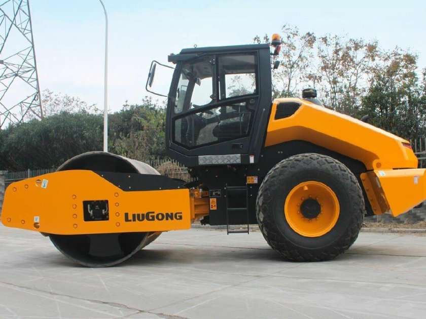 Каток грунтовый liugong clg 6612e