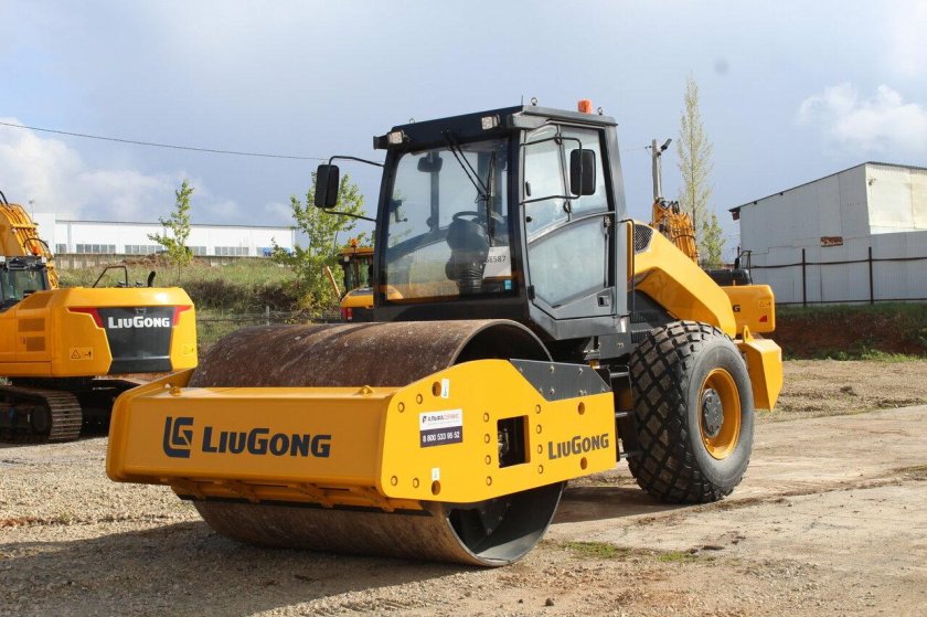 Виброкаток liugong