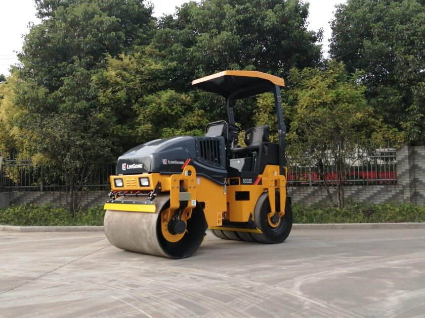 Дорожный каток Liugong clg6032e