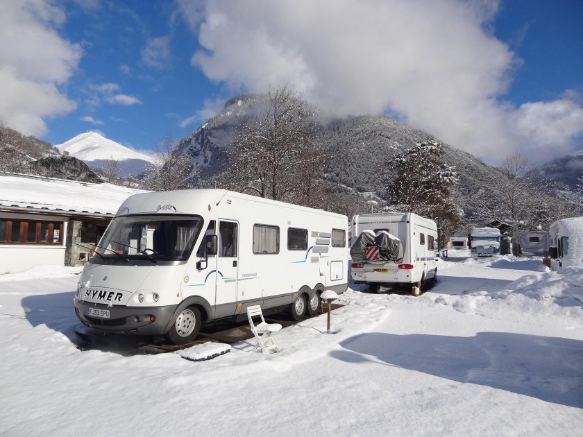 Зимний автокемпер