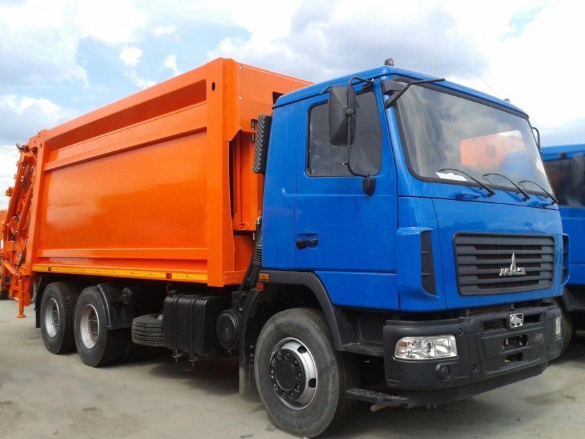 Мусоровоз МК-3546-03