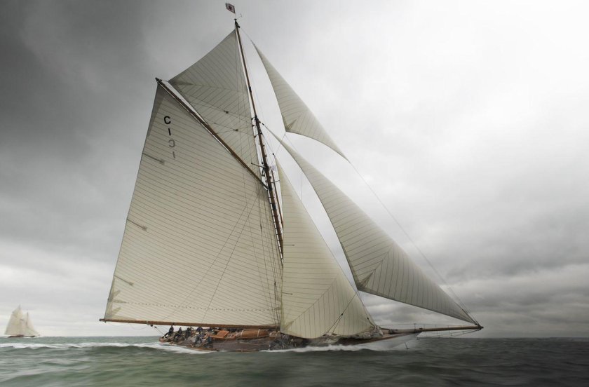 Бриг — двухмачтовый парусник