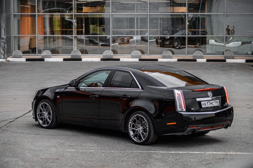 Кадиллак CTS 2