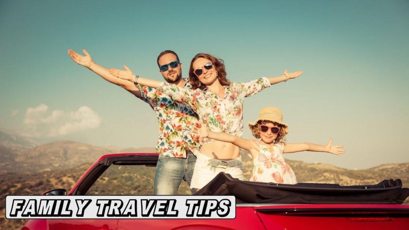 Семья в кабриолете