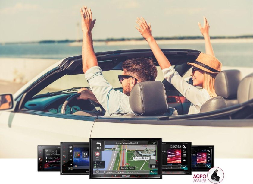 Мужчина в кабриолете