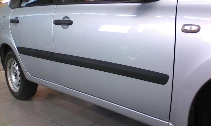 Молдинги дверей Лада Гранта "Granta"