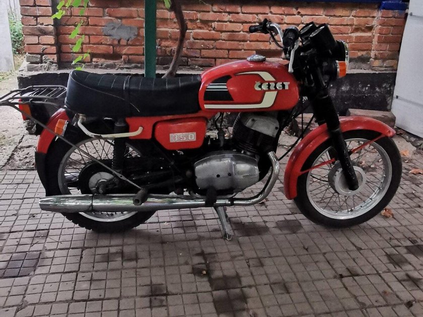 Мотоцикл чезет 350