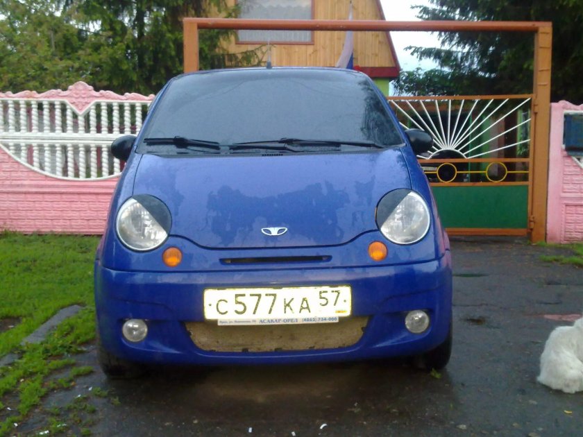 Део Матиз с оесничками