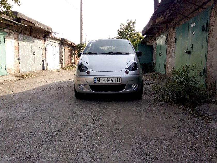 Матиз с ресничками