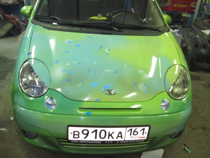 Daewoo Matiz с ресницами