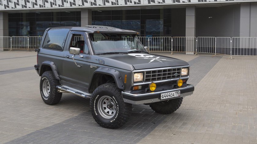 Ford Bronco 2 XLT