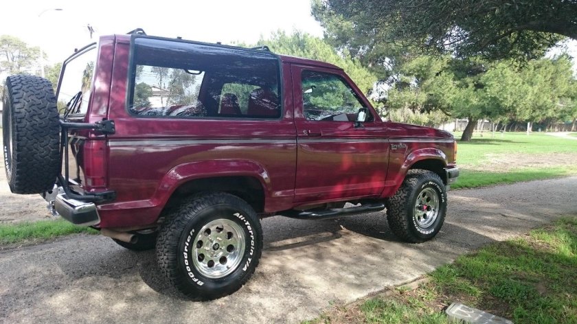 Ford Bronco 1990