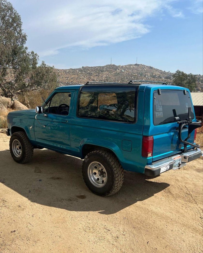 Ford bronco 2