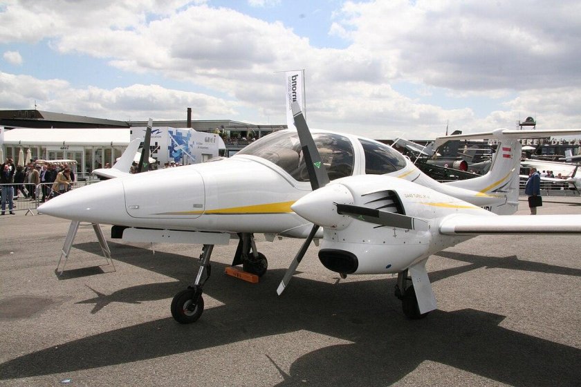 Diamond da42