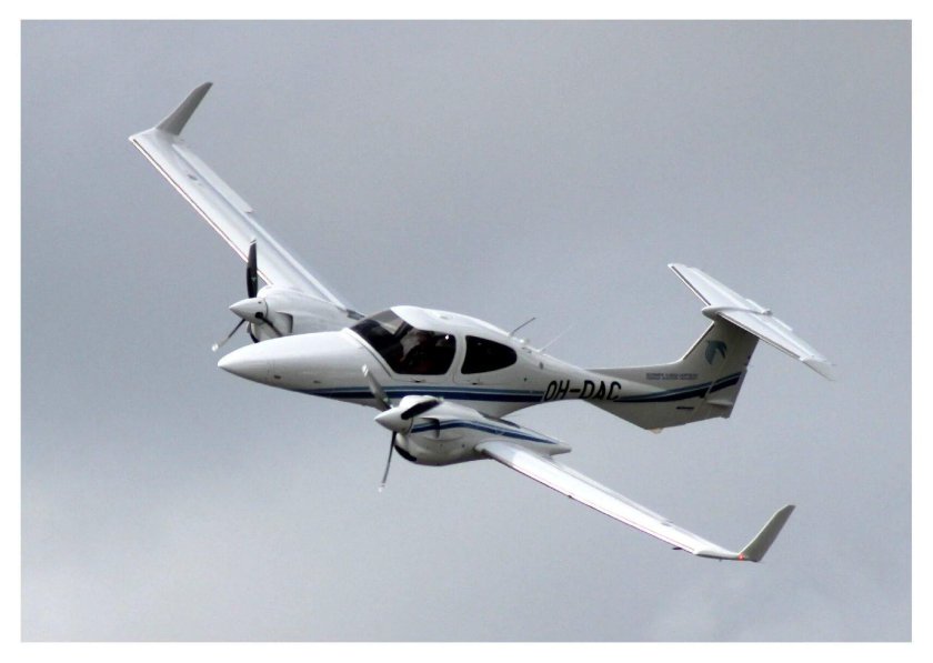 Самолет Diamond da-42