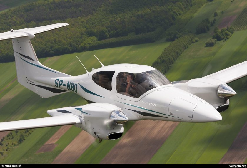 Diamond da42 ng Twin Star