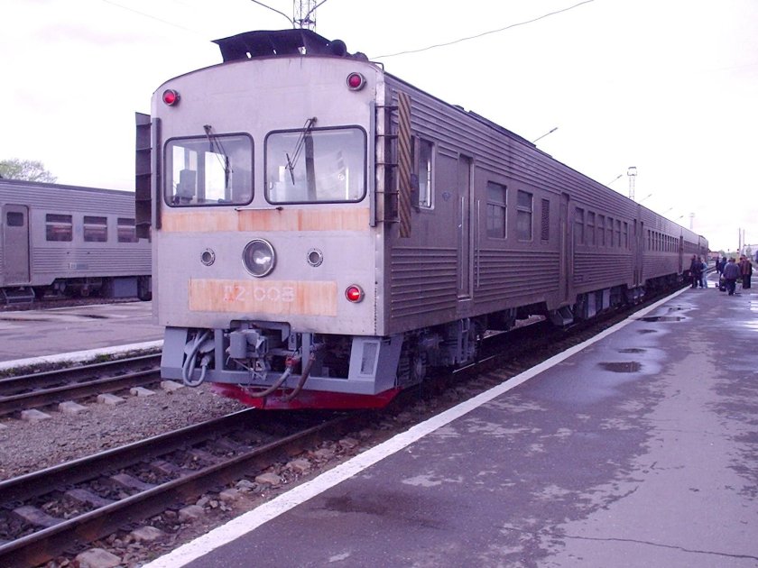 Дизель поезд д2 Сахалин