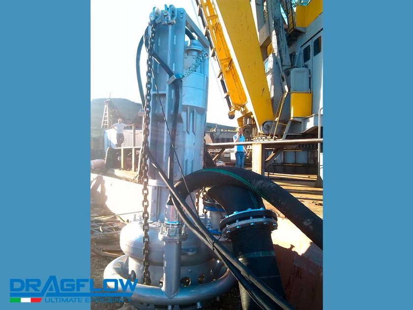 Насос для откачки пульпы с глиной