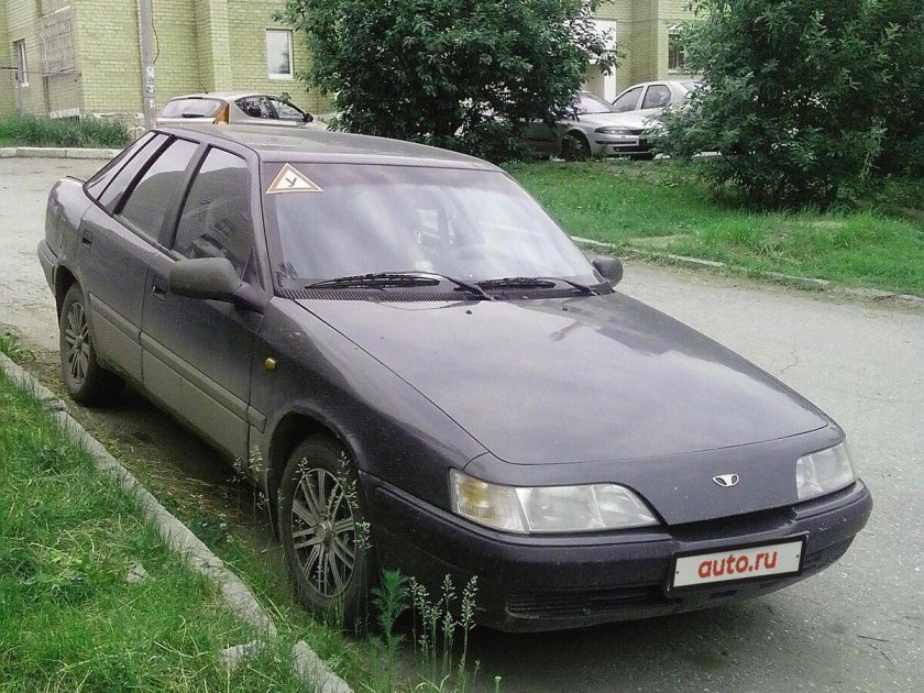 Зелёный Daewoo espero 1997