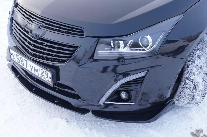 Сплиттер переднего бампера Шевроле Круз