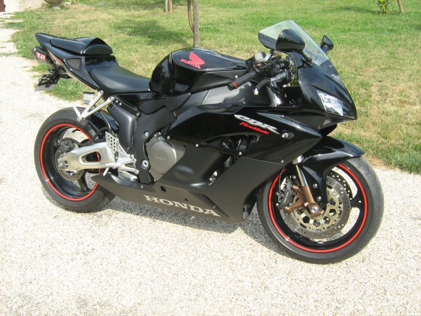 Honda cbr1000rr