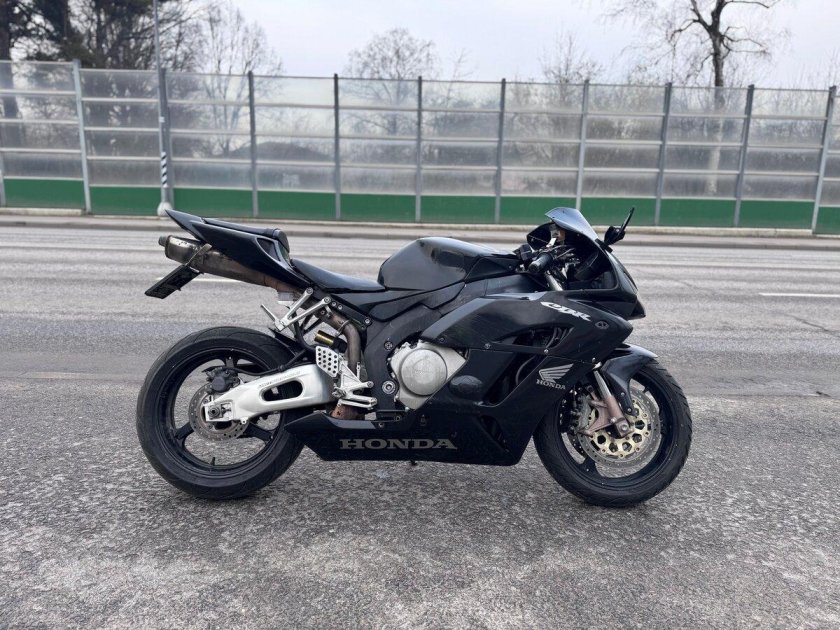 Honda cbr 1000 rr