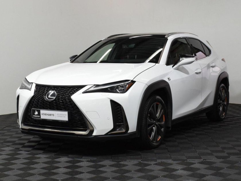 Lexus ux 200