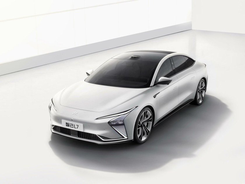 Китайская электромобиль