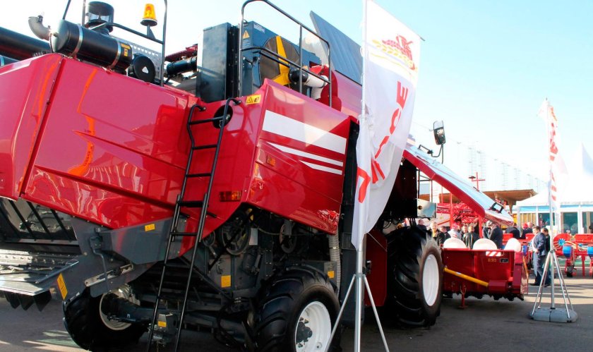 Брянсксельмаш комбайны зерноуборочные