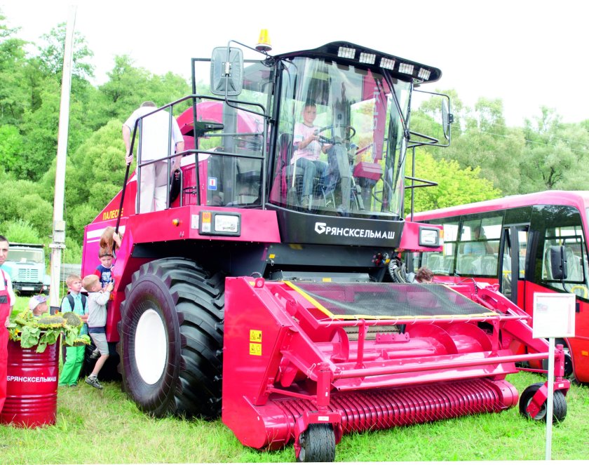 Брянсксельмаш комбайны кормоуборочные
