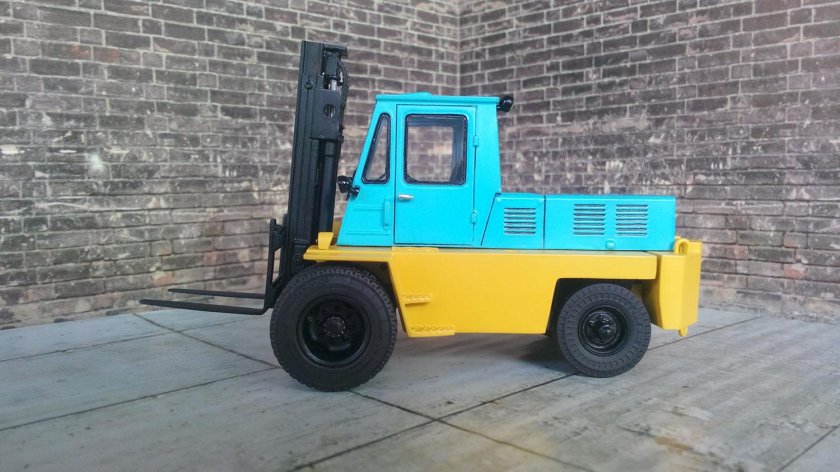 Автопогрузчик ап 4014