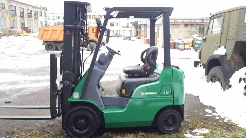 Погрузчик Митсубиси fg15nt